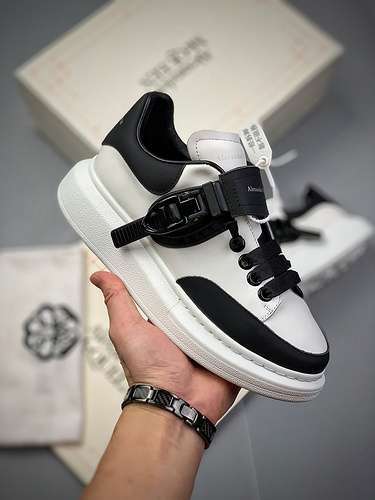 【400】[ALE*XANDER MCQUEEN WHITE/WHITE/BLACK]-[WOMAN:35-39]-[MAN:40-44]
