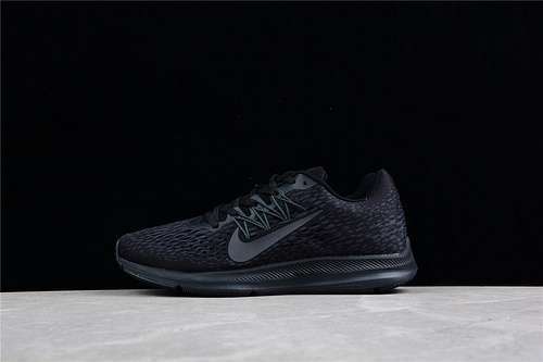 【270】[AA7406-002]-[ZOOM WINFLO 5 BLACK/BLACK/ANTHRACITE]-[MAN:39-45]