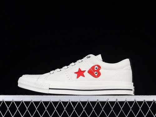【270】[A01792C]-[COMME DES GARÇONS PLAY X ONE STAR CLOUD DANCER/RED/WHITE]-[WOMAN:35-39]-[MAN:40-44]
