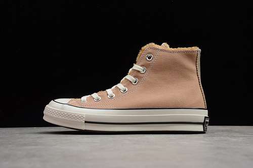 【250】[168504M]-[CHUCK TAYLOR ALL-STAR HIGH KHAKI/KHAKI/WHITE]-[WOMAN:35-39]-[MAN:40-44]