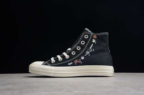 【260】[A01585C]-[CHUCK TAYLOR ALL-STAR 70S HIGH EMBROIDERED FLORAL BLACK/BLACK/EGRET]-[WOMAN:35-40]