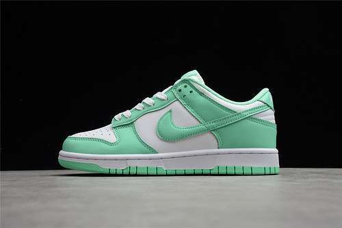 【380】[DD1503-105]-[SB DUNK LOW WHITE/GREEN GLOW/WHITE]-[WOMAN:36-39]