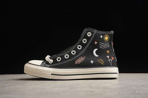 【220】[C ONVERSE HEIGHT INCREASING PLATFORM SHOES BLACK/MULTCOLORED]-[WOMAN:35-40]