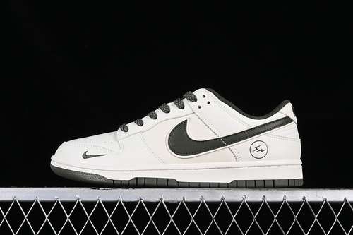 【310】[XD1688-016]-[SB DUNK LOW WHITE/BLACK]-[WOMAN:36-39]-[MAN:40-45]