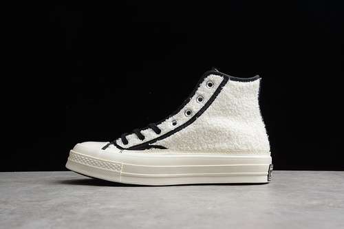 【270】[172006C]-[CHUCK TAYLOR ALL-STAR 70S HIGH SHERPA EGRET/BLACK/EGRET]-[WOMAN:35-39]-[MAN:40-44]