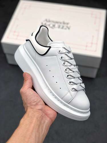 【380】[ALE*XANDER MCQUEEN WHITE/WHITE/BLACK]-[WOMAN:35-39]-[MAN:40-45]
