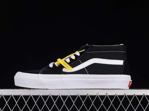【250】[VN0A4BVCBA2]-[VAULT OG SK8-MID LX BLACK/BLACK/WHITE]-[WOMAN:35-39]-[MAN:40-44]