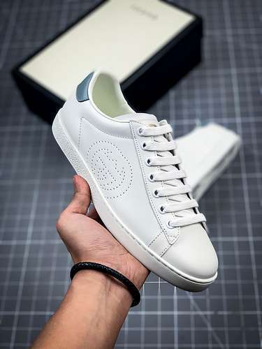 【520】[GU*CCI ACE EMBROIDERED LOW-TOP SNEAKER WHITE/GREEN]-[UNISEX SIZE:35-44]