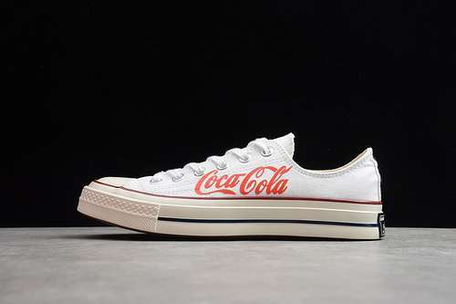 【230】[188602C]-[CHUCK TAYLOR ALL-STAR LOW COCA COLA WHITE/RED]-[WOMAN:35-39]-[MAN:40-44]