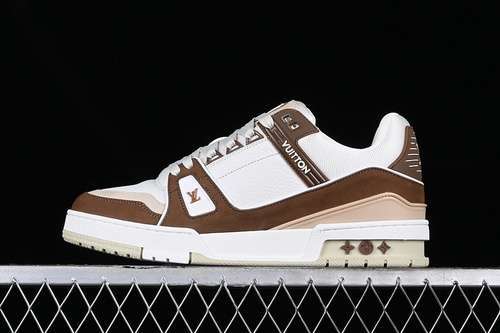 【630】[TRAINER WHITE/GREY/BROWN]-[WOMAN:35-39]-[MAN:40-45]