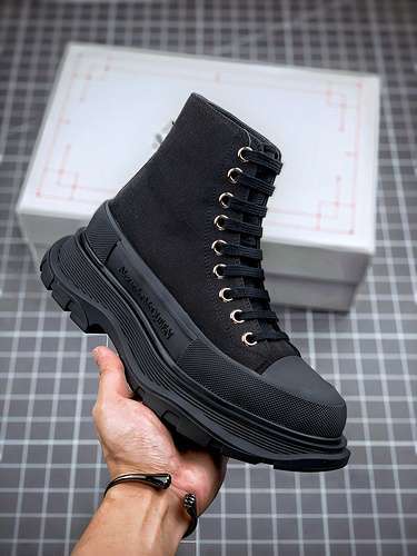 【550】[ALE*XANDER MCQUEEN HIGH BLACK/BLACK/BLACK]-[WOMAN:35-40]