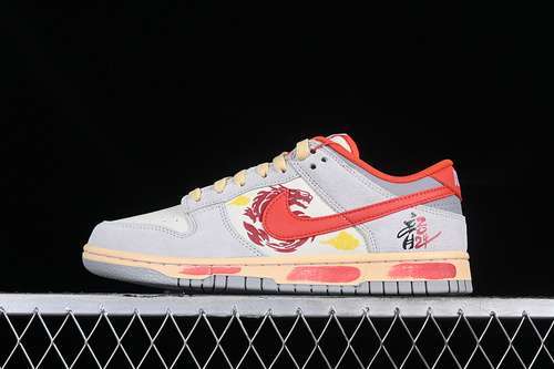 【360】[FJ5429-133]-[DUNK LOW SB YEAR OF THE DRAGON SAIL/PHOTON DUST/LIGHT SMOKE GREY/PICANTE RED]