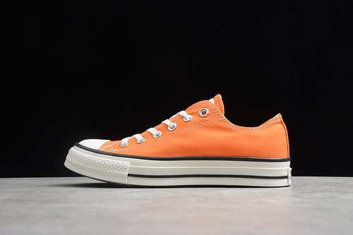 【230】[159676C]-[CHUCK TAYLOR ALL STAR LOW OX ORANGE RAY/WHITE]-[WOMAN:35-39]-[MAN:40-44]