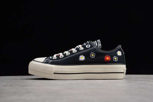 【250】[567994C]-[CHUCK TAYLOR ALL STAR LIFT OX BLACK/WHITE]-[WOMAN:35-39]-[MAN:40-44]