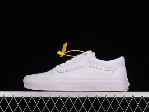 【240】[VN000D3HW00]-[OLD SKOOL SHOES WHITE/WHITE/WHITE]-[WOMAN:35-39]-[MAN:40-44]