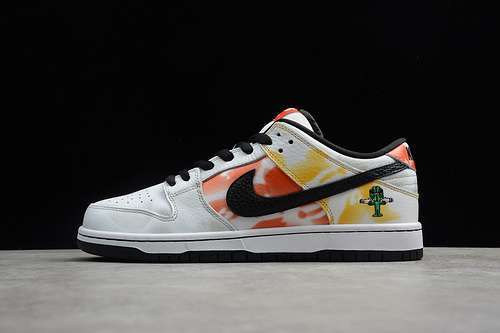 【550】[BQ6832-101]-[SB DUNK LOW RAYGUN TIE-DYE WHITE/ORANGE FLASH]-[WOMAN:36-39]-[MAN:40-45]