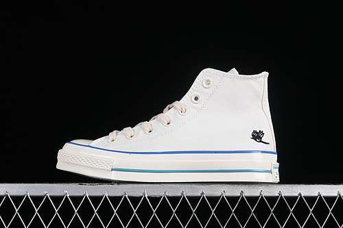 【220】[A08699C]-[CHUCK TAYLOR ALL STAR CRUISE HIGH NATURAL IVORY/NATURAL IVORY/RED]-[UNISEX:35-44]