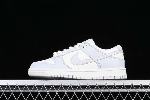【250】[FJ4553-133]-[DUNK LOW NEEDLEWORK SAIL/TAWNY/METALLIC SILVER/PHOTON DUST]-[UNSIZE:36-46]