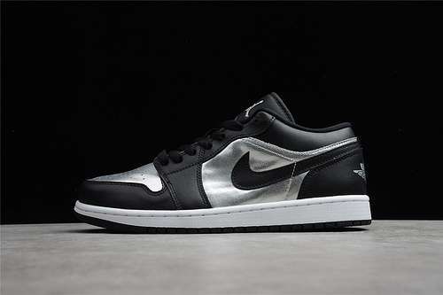 【340】[DA5551 001]-[CJ AIR JORDAN 1 LOW SE SILVER TOE BLACK/METALLIC SILVER/WHITE]-[MAN:40-45]