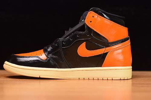 【550】[555088-028]-[AIR JORDAN 1 HIGH OG SHATTERED BACKBOARD 3.0 BLACK/ORANGE]-[MAN:40-47.5]
