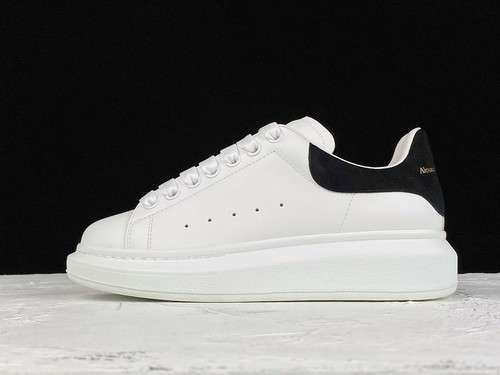 【600】[ALE*XANDER MC*QUEEN WHITE/WHITE/BLACK]-[WOMAN:35-39]-[MAN:39-44]