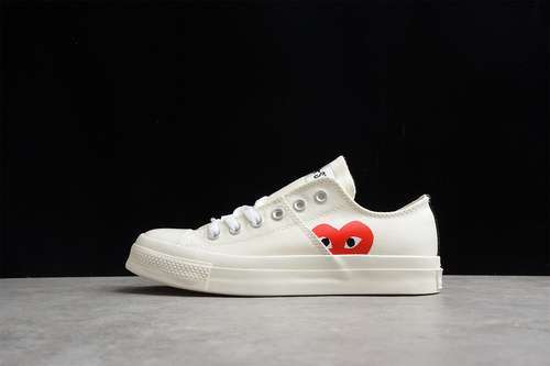 【240】[1CL878]-[CHUCK TAYLOR ALL-STAR 70S HIGH X PLAY COMME DES GARÇONS BEIGE/WHITE/RED]