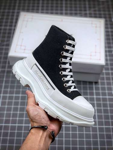 【550】[ALE*XANDER MCQUEEN HIGH BLACK/BLACK/WHITE]-[WOMAN:35-40]
