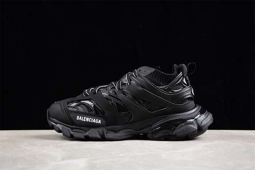 【560】[W3SKC0102]-[BA*LEN*CIAGA TRACK 3.0 BLACK/WHITE]-[WOMAN:35-39]-[MAN:40-46]
