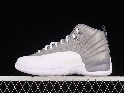 【550】[CT8013-015]-[AIR JORDAN 12 RETRO STEALTH/WHITE/COOL GREY]-[MAN:40-48]