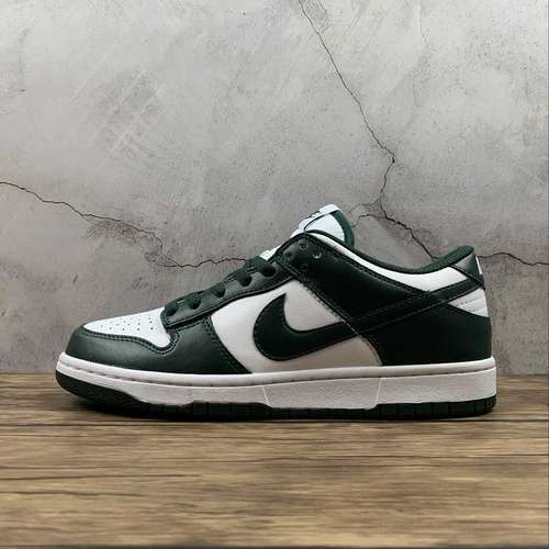 【320】[CW1590-102]-[SB DUNK LOW GS MICHIGAN STATE WHITE/TEAM GREEN/WHITE/TOTAL ORANGE]-[UNISEX:36-46]