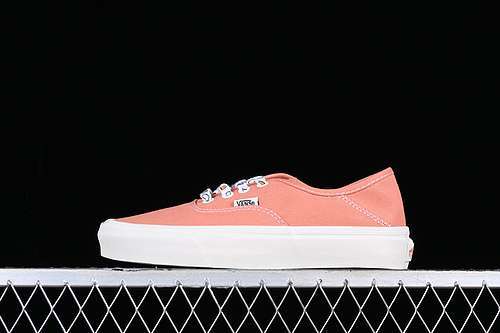 【230】[VN0A4BX5CCL]-[AUTHENTIC VR3 WHITE/RED]-[WOMAN:35-39]-[MAN:40-44]