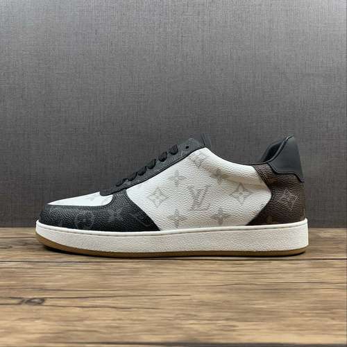 【430】[L*V STELLAR SNEAKERS BLACK/WHITE/LIGHT GREY]-[MAN:39-45]