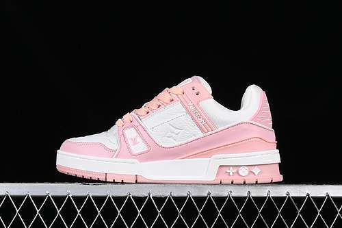 【630】[TRAINER WHITE/PINK]-[WOMAN:35-39]-[MAN:40-45]