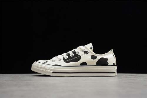 【240】[1SC564]-[ALL STAR US COWSPOT OX WHITE/WHITE/BLACK]-[WOMAN:35-39]-[MAN:40-44]