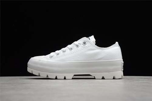 【240】[567680C]-[CHUCK TAYLOR ALL STAR LUGGED LOW WHITE/WHITE/WHITE]-[WOMAN:35-39]