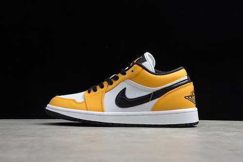 【300】[CZ4776-107]-[AIR JORDAN 1 LOW WHITE/LASER ORANGE-BLACK]-[WOMAN:36-39]-[MAN:40-47]