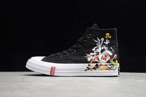 【260】[169083C]-[KITH X CHUCK TAYLOR ALL-STAR HIGH BLACK/WHITE]-[WOMAN:35-39]-[MAN:40-44]