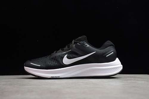 【270】[CZ6720-001]-[AIR ZOOM STRUCTURE 23 BLACK/WHITE]-[MAN:39-45]