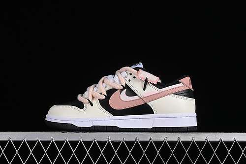 【320】[FD1232-001]-[DUNK LOW SB BLACK/WHITE/BLACK/WHITE/PINK]-[WOMAN:35-41]