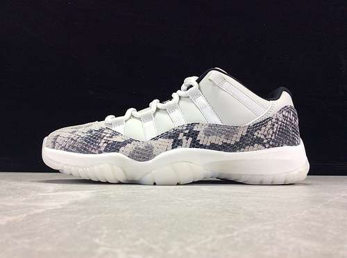 【500】[CD6846-002]-[AIR JORDAN 11 LOW SNAKESKIN LIGHT BONE/UNIVERSITY RED-BLACK]-[MAN:40.5-47.5]
