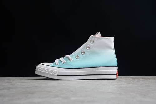 【260】[173127C]-[CHUCK TAYLOR ALL-STAR 70S MID WHITE/SKY BLUE/BLACK]-[WOMAN:35-39]-[MAN:40-44]
