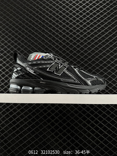 250 New Balance M2906R Retro Item In the past two years, if we talk about the most popular sneaker b