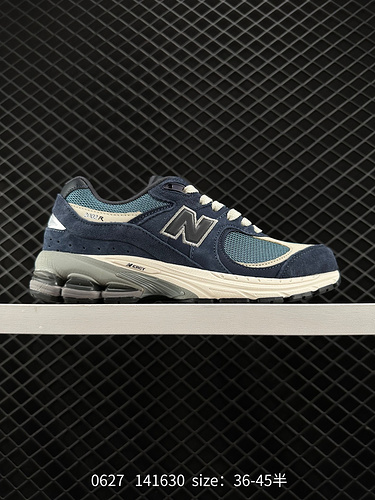 250 New Balance 2002R New Balance 2002 New Balance 2002 NB2002 Classic Grey MADE Series MR2002 This 