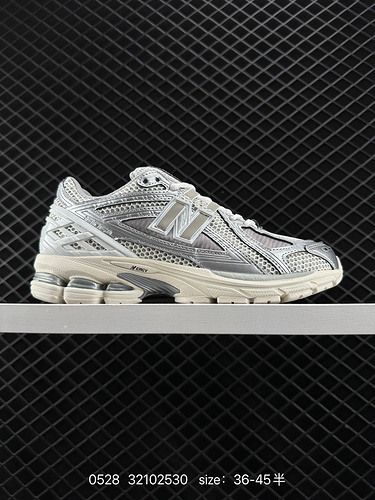 250 New Balance M2906R Retro Item In the past two years, if we talk about the most popular sneaker b