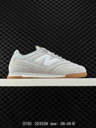 230 NB New Balance series low top retro football training style casual sports shoes New Balance brin