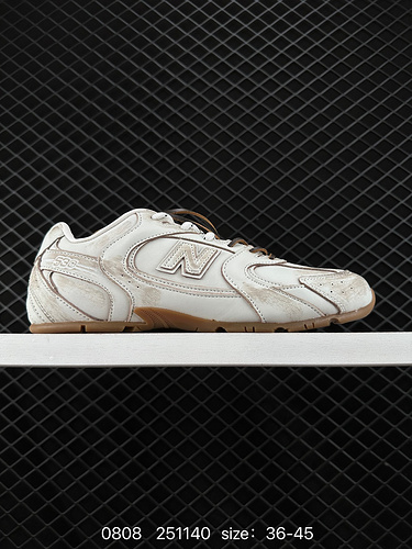 200 Maillard color scheme creates a new cross-border cooperation with Italian luxury brand MiuMiu x 