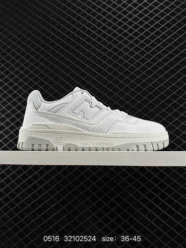 220 New Balance 550 New Balance Retro Versatile Basketball Shoes Fashionable Men's and Women's Sport