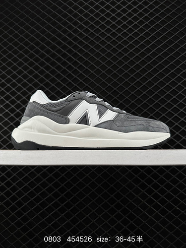 230 NB New Balance M5740 series retro dad style casual sports running shoes with dark gray mandarin 