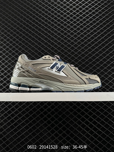 240 New Balance M2906R Retro Item In the past two years, if we talk about the most popular sneaker b