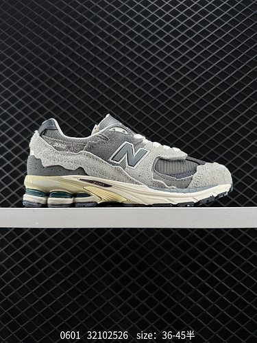 The latest 2002R series of 230 New Balance ML2002 retro casual running shoes continues the classic t